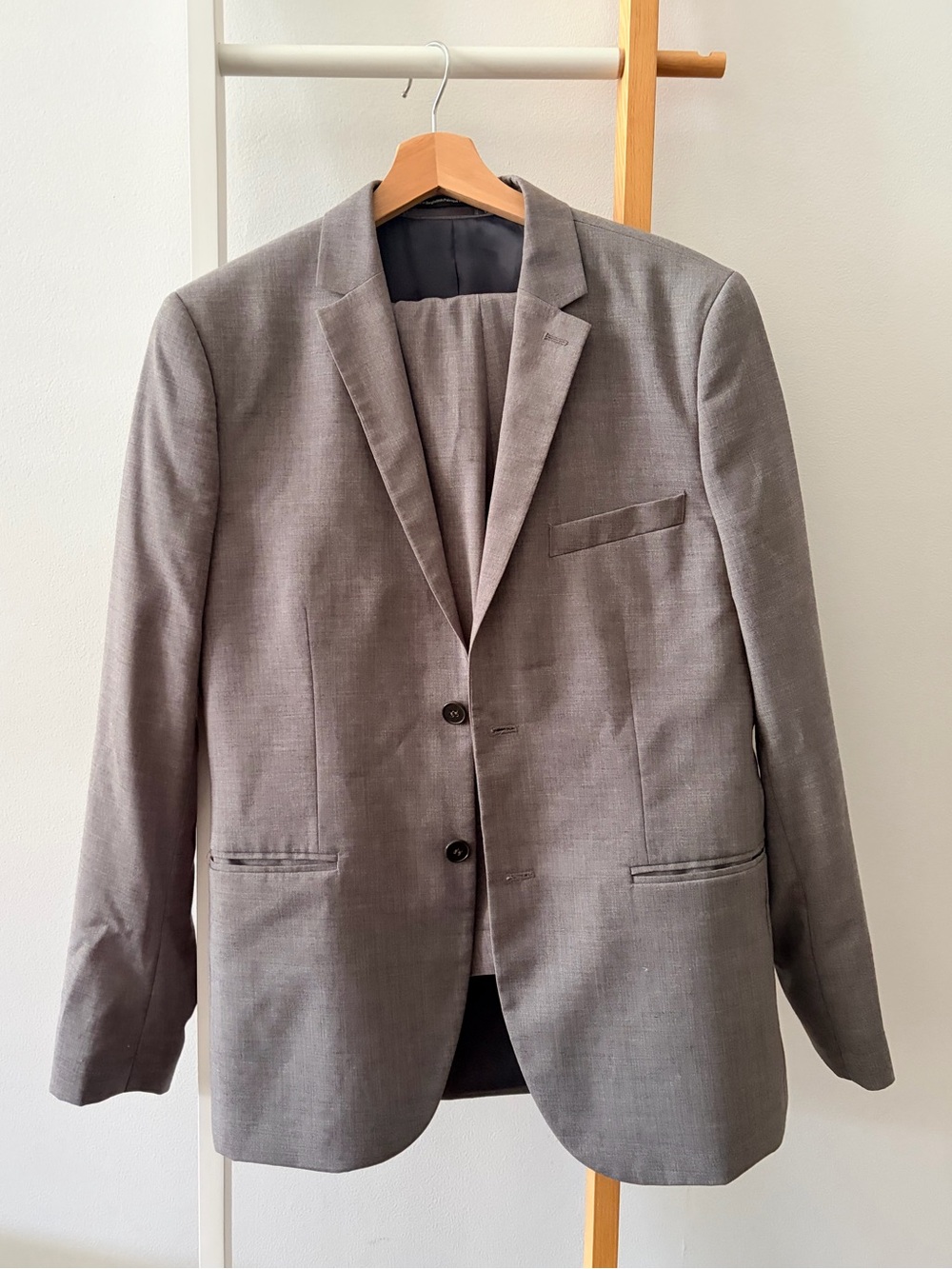 H&M Men's Light Gray Blazer & Pants Set